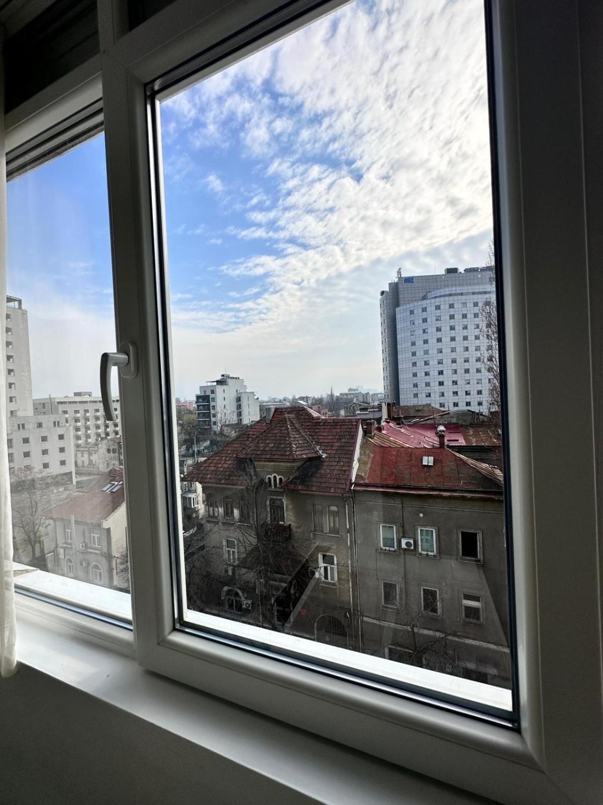 Love Light Studio Victoriei Bukurešť Exteriér fotografie